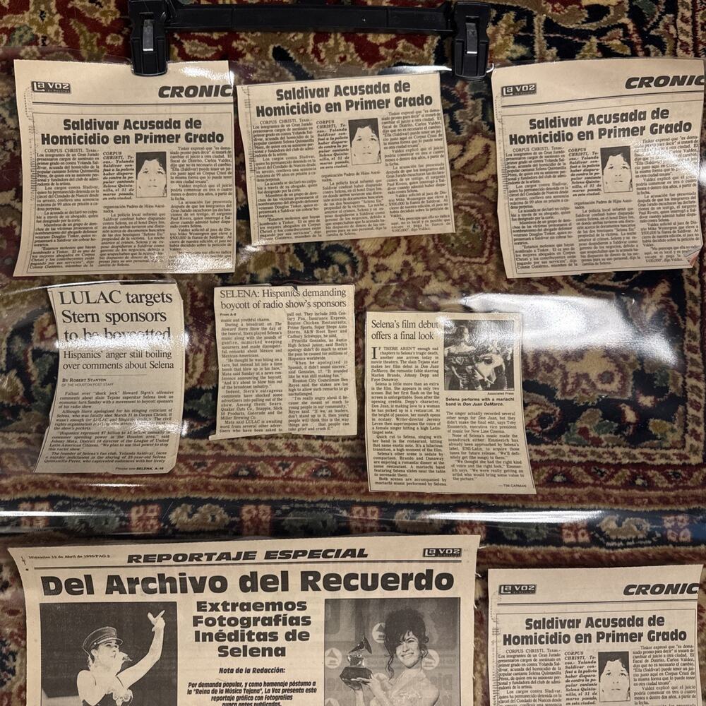 Rare Selena Quintanilla Magazine Newspaper Clippings Poster Memorabilia Lot